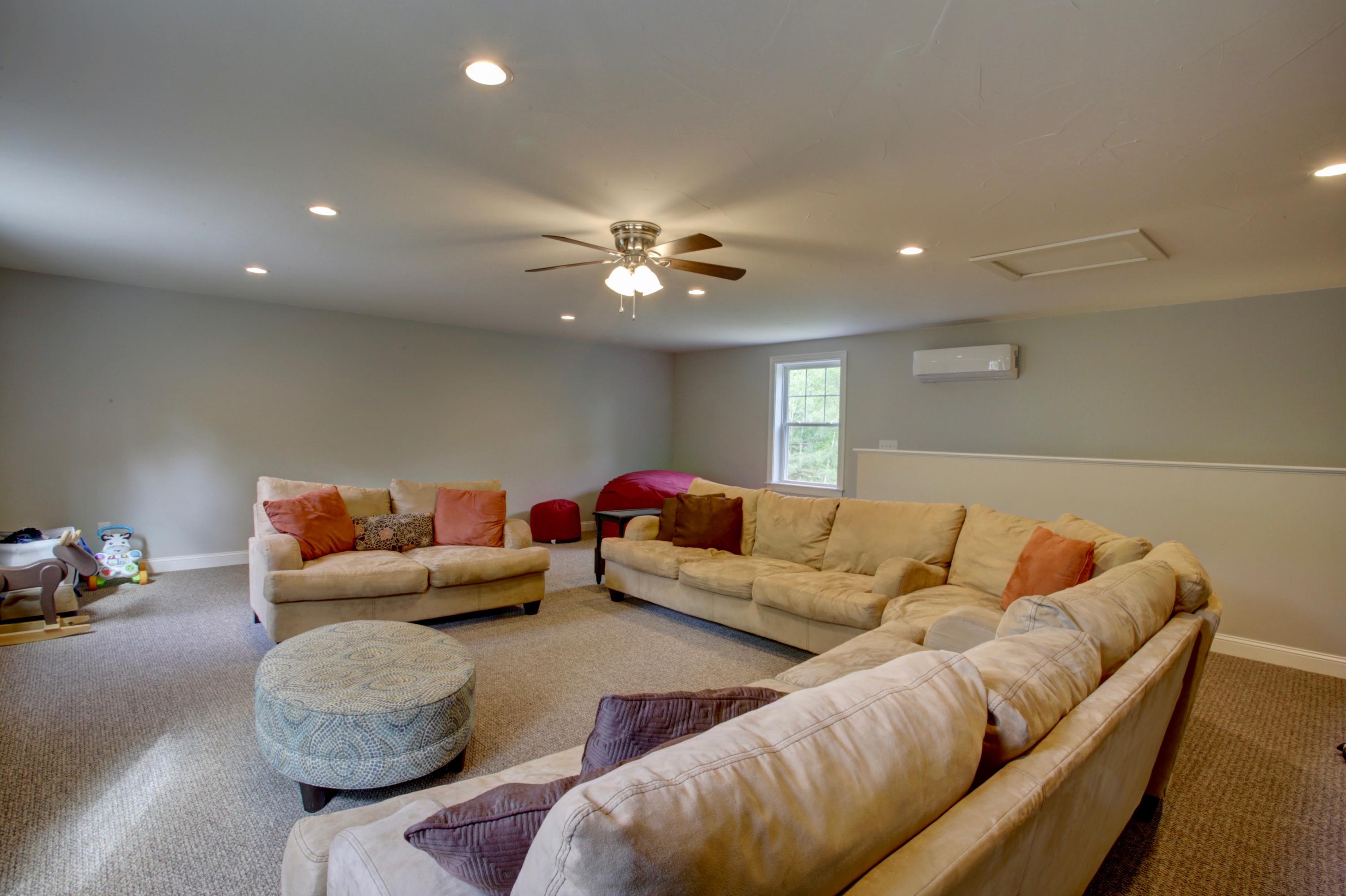 119 Grant Road Saco, ME 04072 - Photo 15 of 31 1