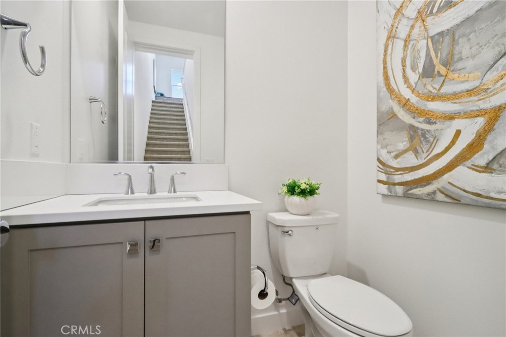 129 Baluster Irvine, CA 92618 - Photo 14 of 26 Powder room
