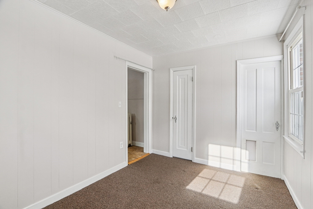 113 West Main Street Dudley, MA 01571 - Photo 12 of 42