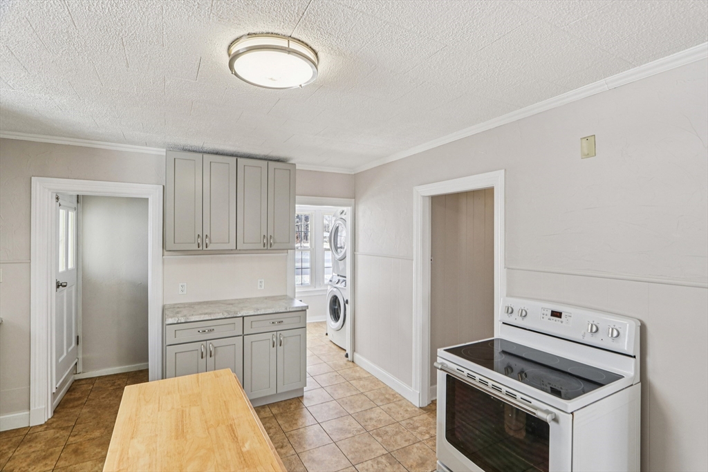 113 West Main Street Dudley, MA 01571 - Photo 26 of 42