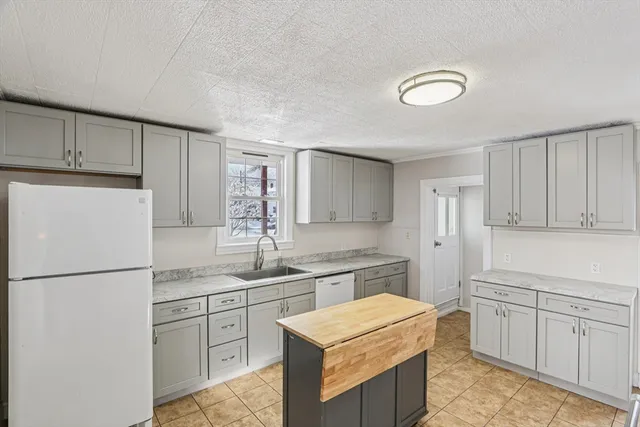 $479,000 | 113 West Main Street, Dudley, MA 01571