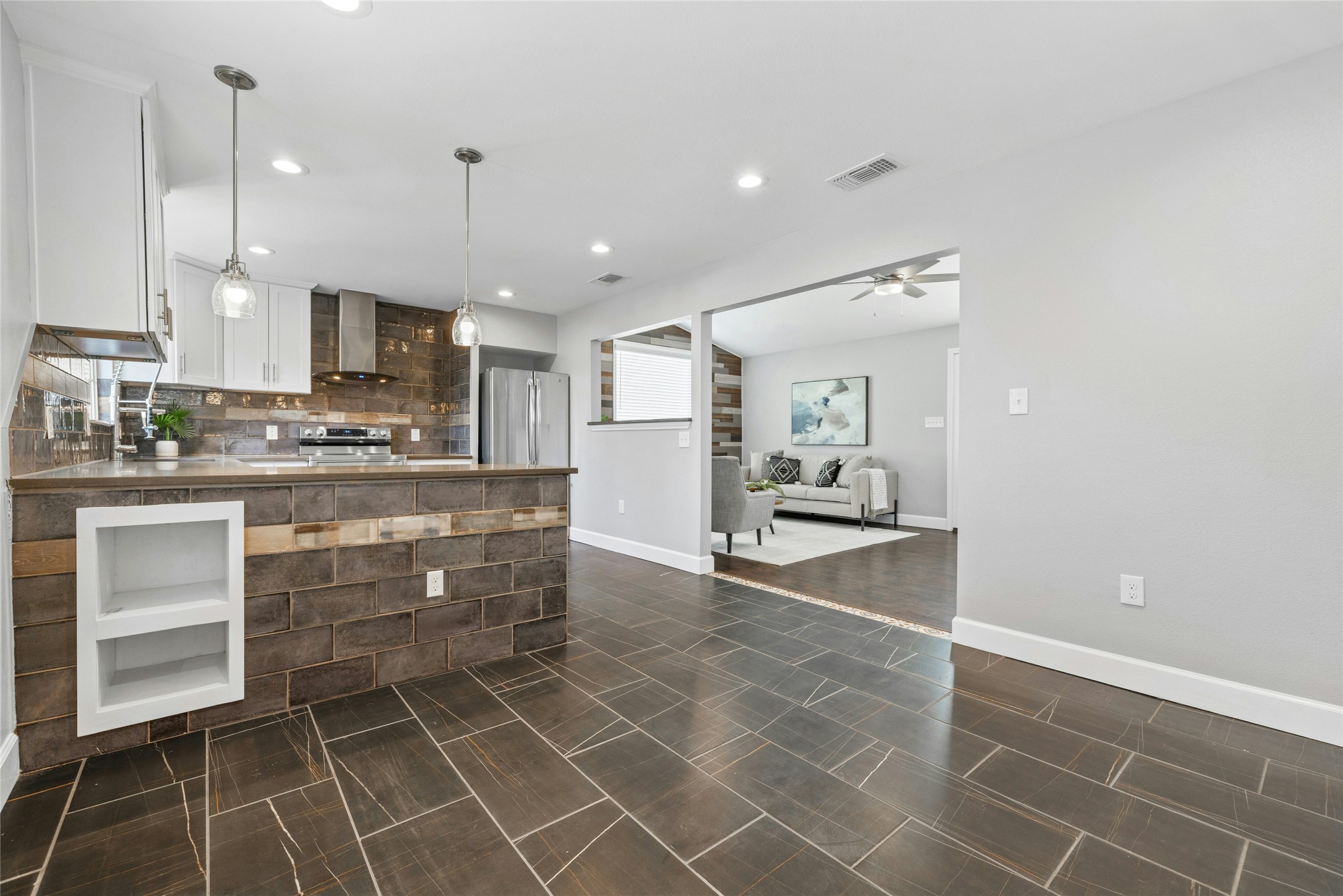 5503 Manor Road Austin, TX 78723 - Photo 13 of 33