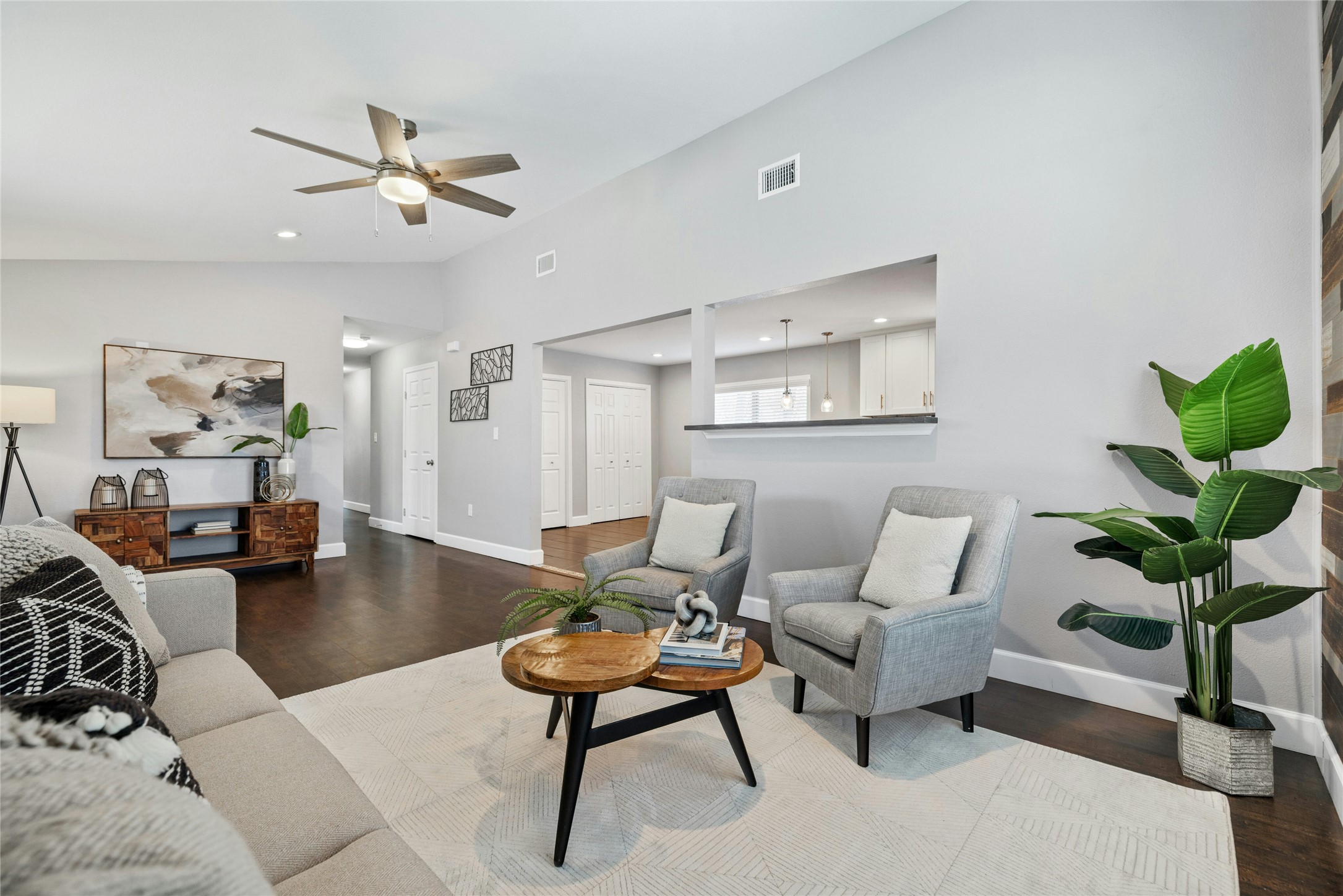 5503 Manor Road Austin, TX 78723 - Photo 5 of 33