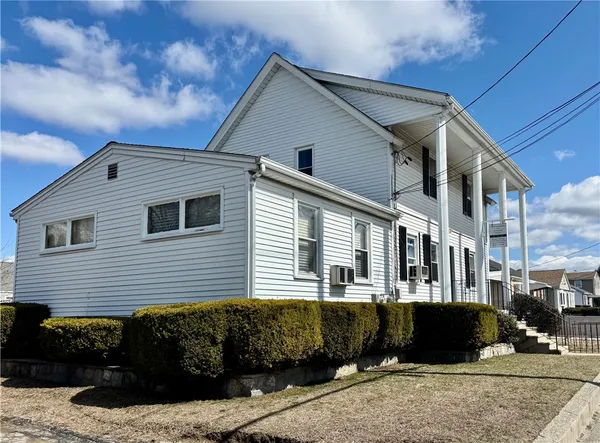 $565,000 | 368 Beverage Hill Avenue, Pawtucket, RI 02861
