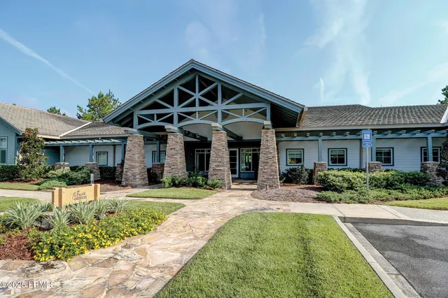 $199,900 | 301 Hampton Lake Drive, Bluffton, SC 29910