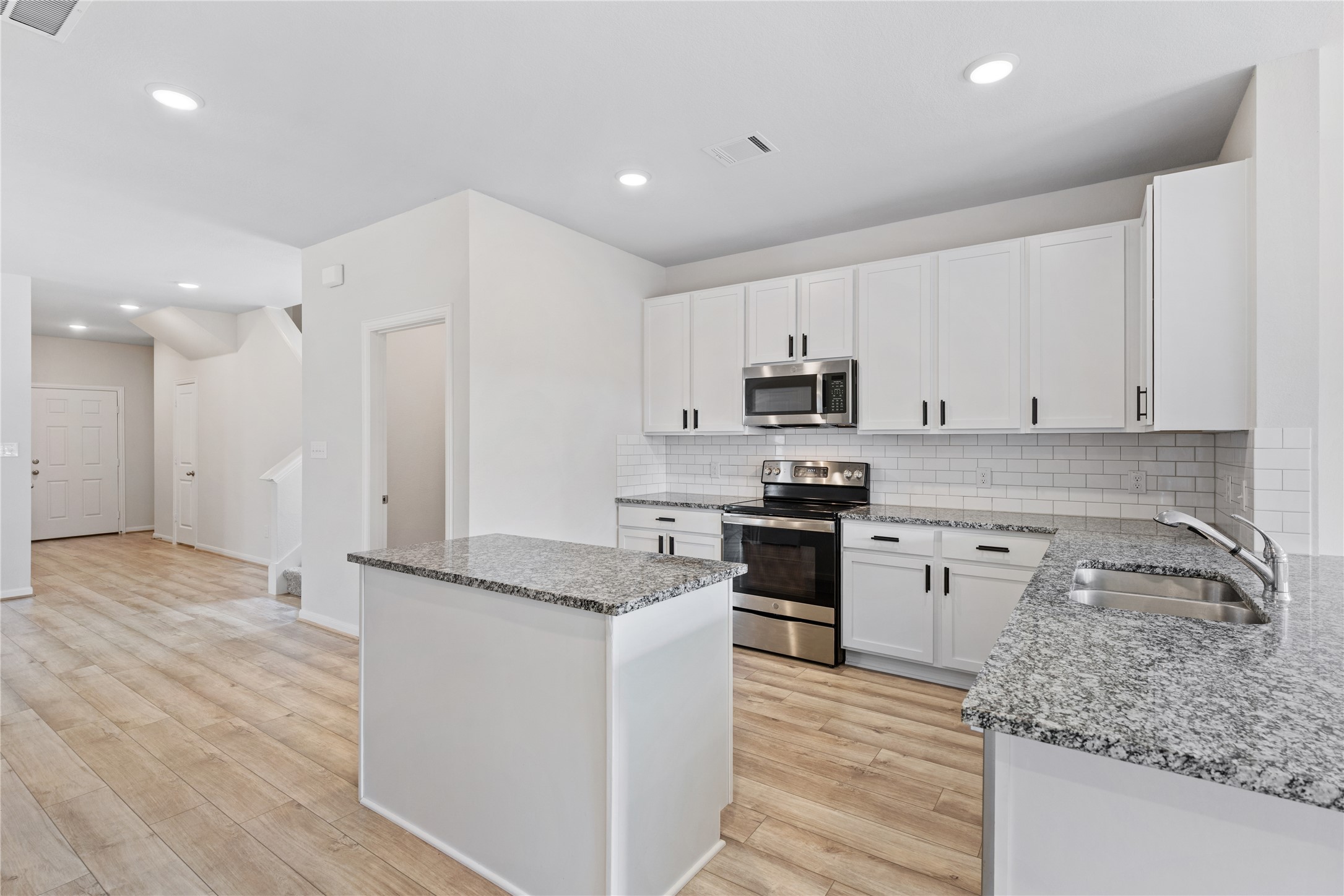 316 Lt. Rusty Jarrell, TX 76537 - Photo 5 of 30