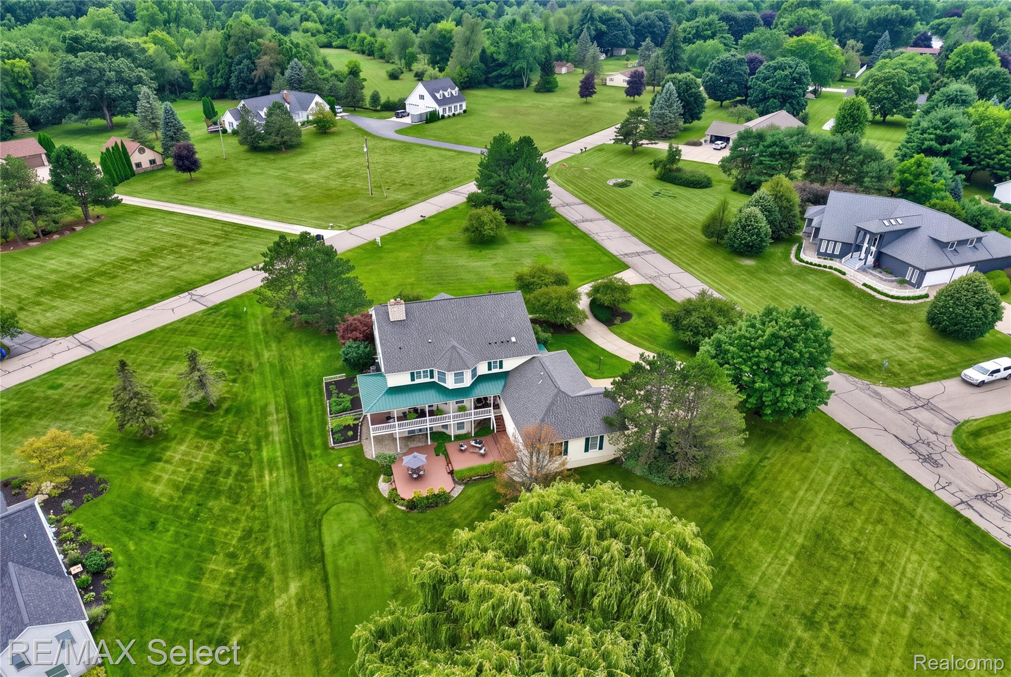 8211 Burleigh Road Grand Blanc, MI 48439 - Photo 15 of 72 8211 Burleigh Rd - updated 28.jpg