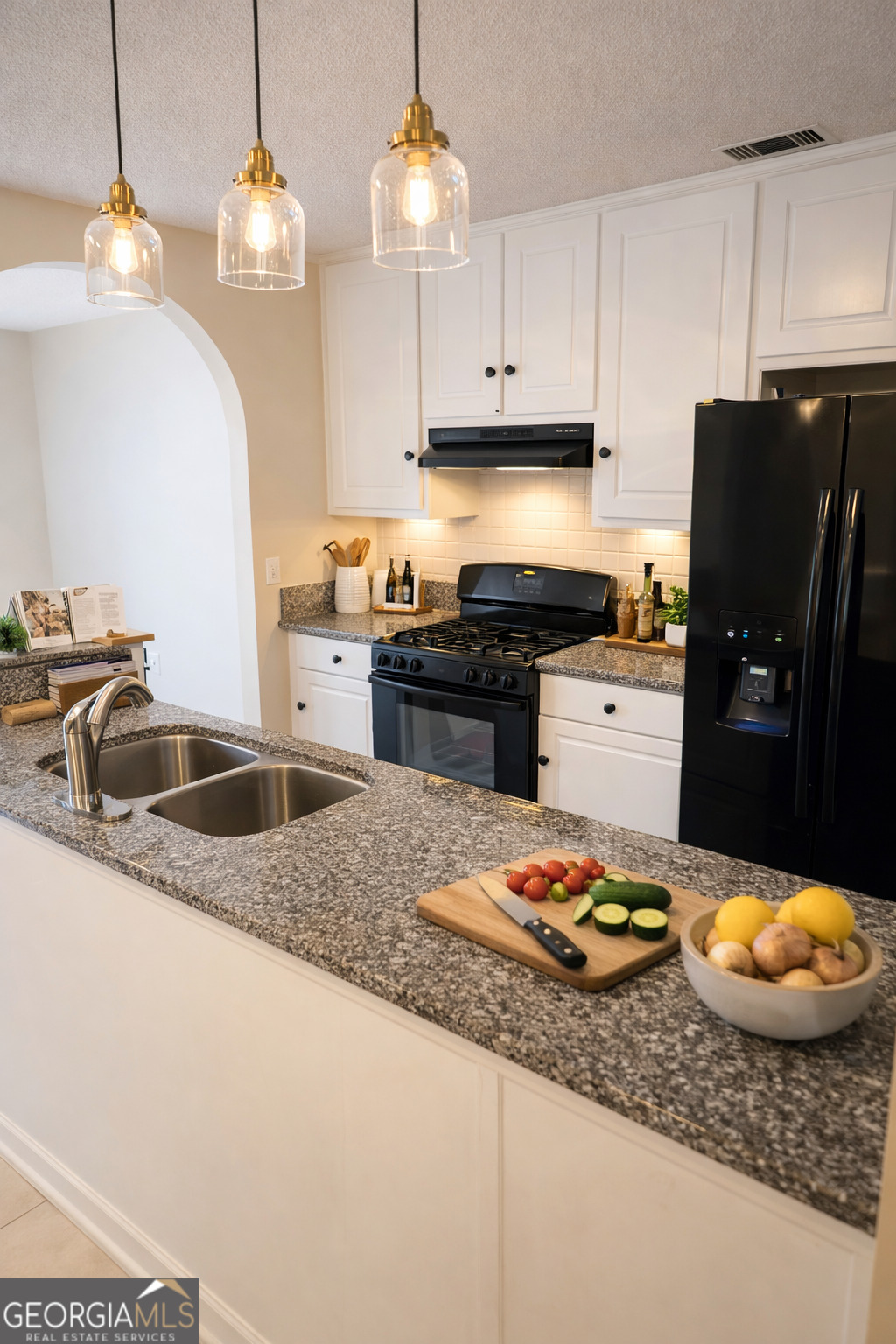 3674 Hudson Way Rex, GA 30273 - Photo 4 of 5