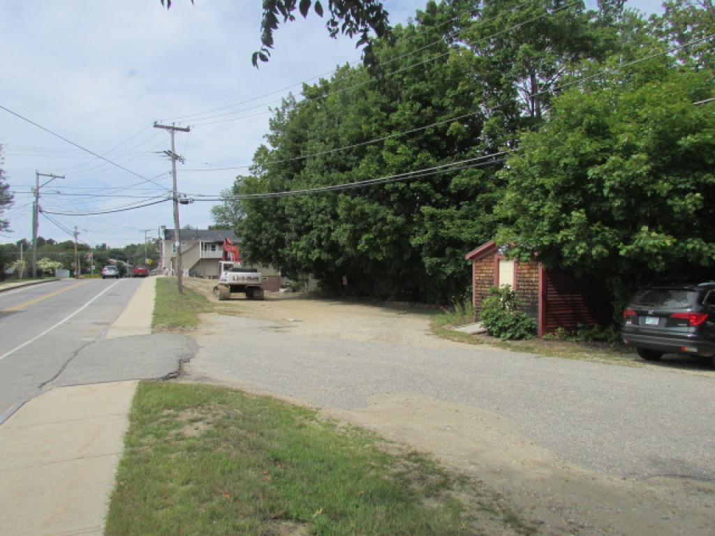 11 Main Street Rochester, NH 03839 - Photo 4 of 5