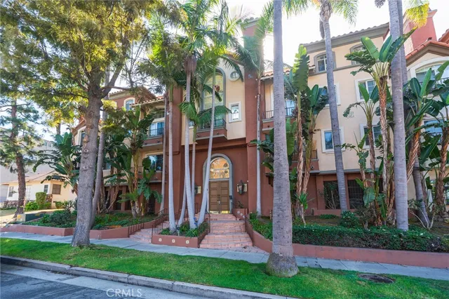 $465,000 | 7100 La Tijera Boulevard, Unit D101, Westchester, CA 90045