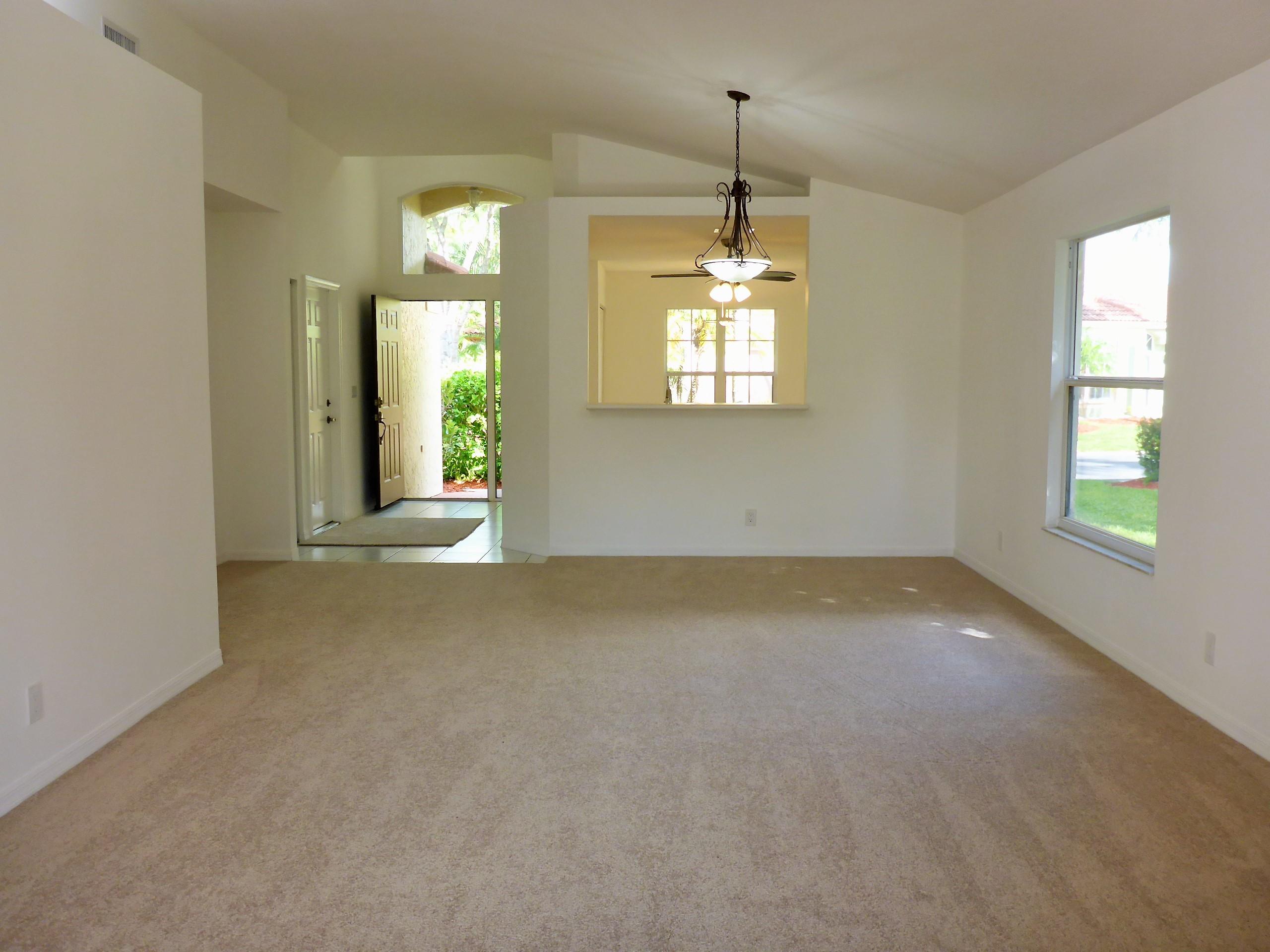 5121 Elpine Way Riviera Beach, FL 33418 - Photo 13 of 47 P1020193