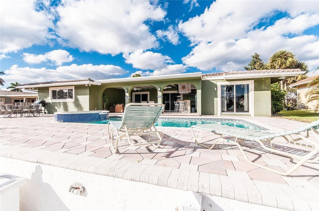 2732 Northeast 10th Street Pompano Beach, FL 33062 - Photo 14 of 54 Photo 14