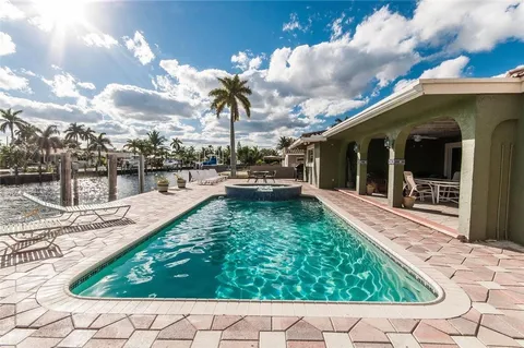 $1,999,995 | 2732 Northeast 10th Street, Pompano Beach, FL 33062