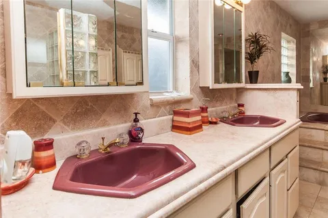 $1,999,995 | 2732 Northeast 10th Street, Pompano Beach, FL 33062