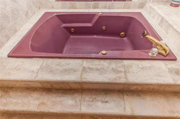 $1,999,995 | 2732 Northeast 10th Street, Pompano Beach, FL 33062