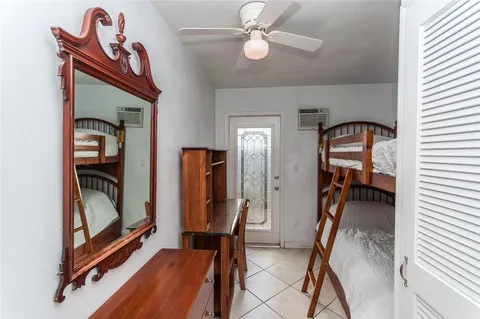 $1,999,995 | 2732 Northeast 10th Street, Pompano Beach, FL 33062