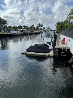 $1,999,995 | 2732 Northeast 10th Street, Pompano Beach, FL 33062