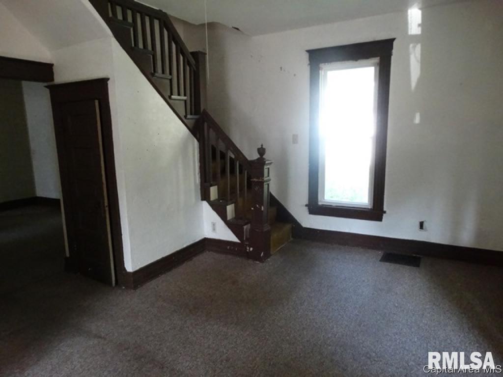 2016 East Jackson Street Springfield, IL 62703 - Photo 9 of 10