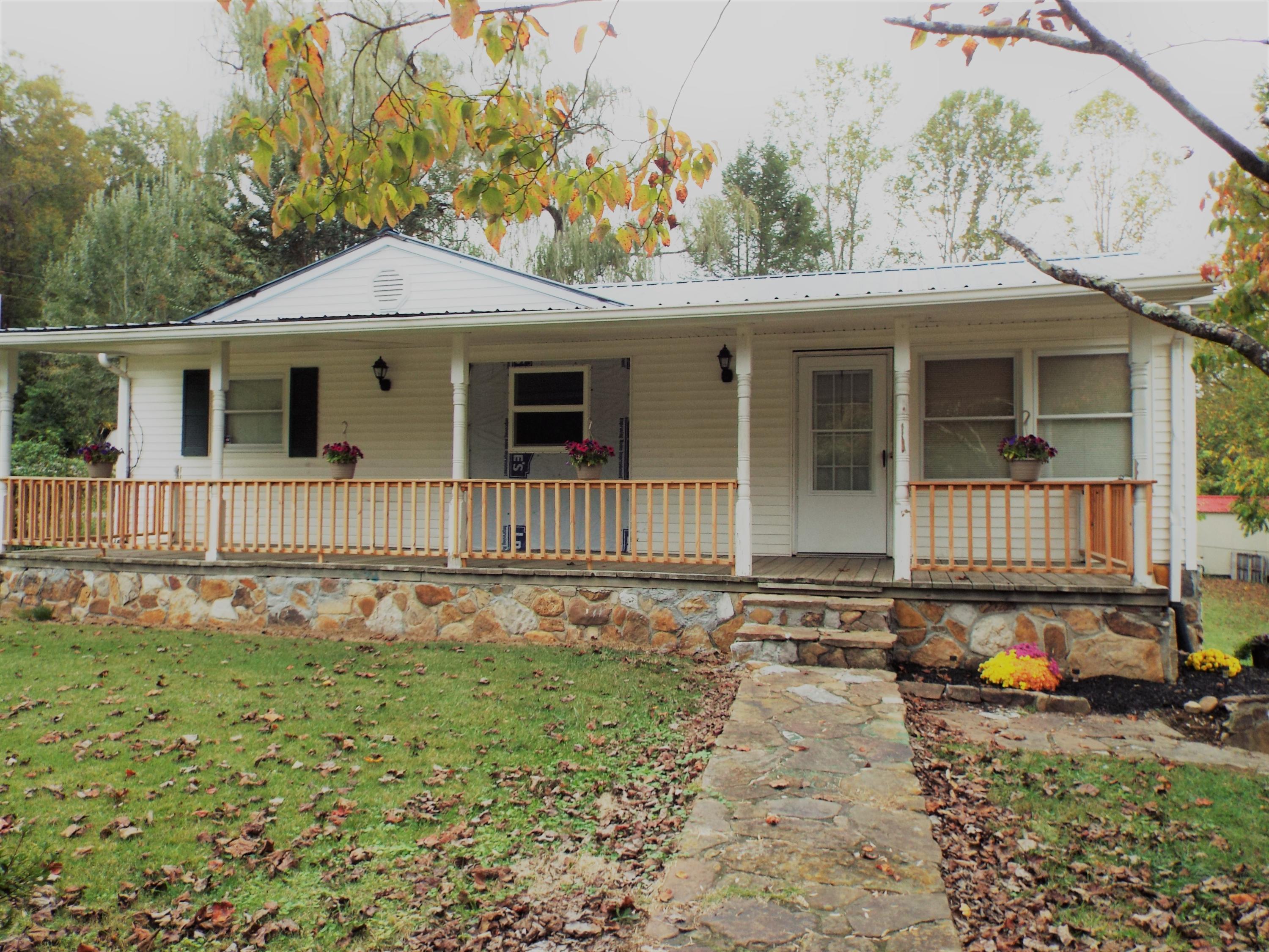 196 Loop Road Caryville, TN 37714 - Photo 14 of 14 DSCF0956 (2)