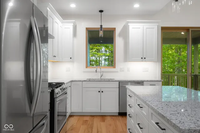 $664,900 | 214 Woods Lane, Nashville, IN 47448