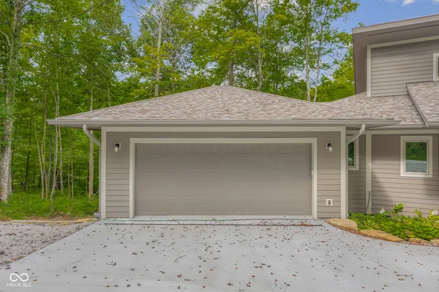 $664,900 | 214 Woods Lane, Nashville, IN 47448