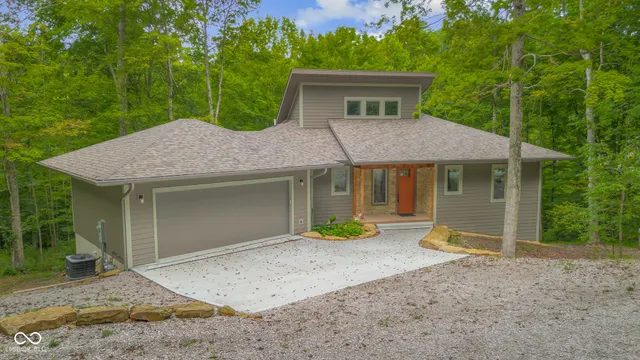 $664,900 | 214 Woods Lane, Nashville, IN 47448