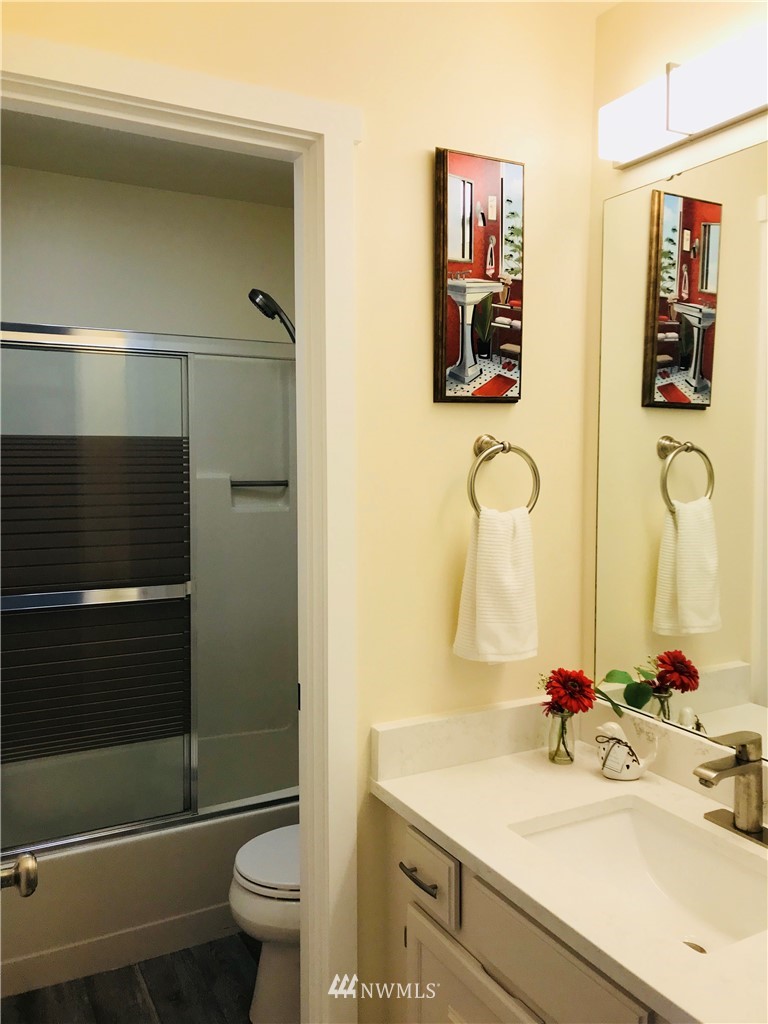 7403 Old Redmond Road, Unit 211 Redmond, WA 98052 - Photo 14 of 19