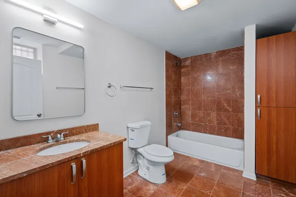 $3,850 | 4545 South Drexel Boulevard, Unit 1B, Chicago, IL 60653