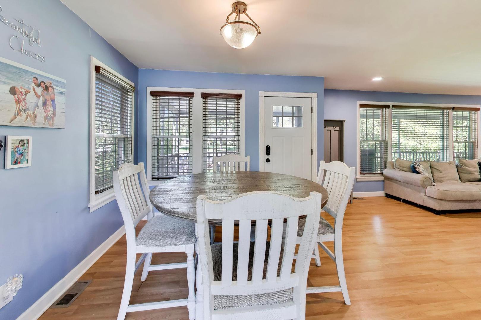 2911 Birch Road Homewood, IL 60430 - Photo 7 of 37