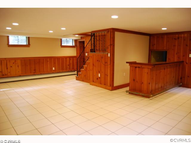 4332 Knob Road Richmond, VA 23235 - Photo 8 of 12 Den/Family/Great Room - Finished basement provides