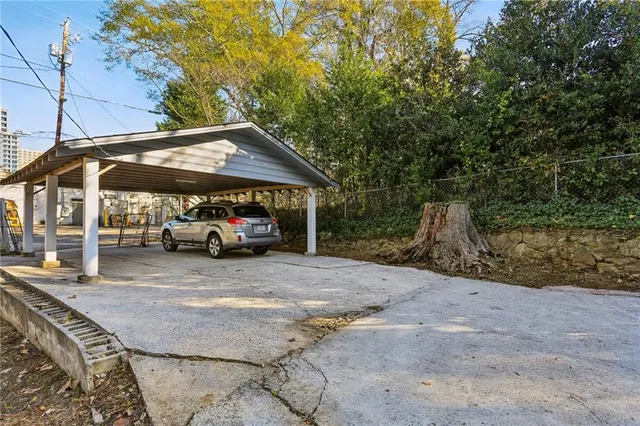 $4,700 | 22 Peachtree Hills Avenue Northeast, Atlanta, GA 30305