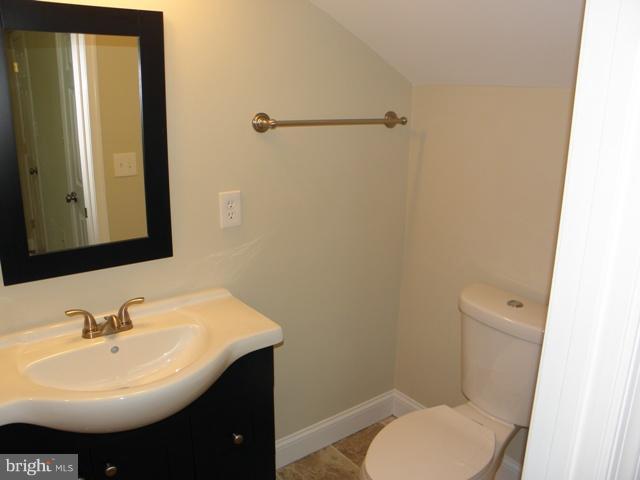 304 East Glebe Road Alexandria, VA 22305 - Photo 10 of 21 Bath (Master)