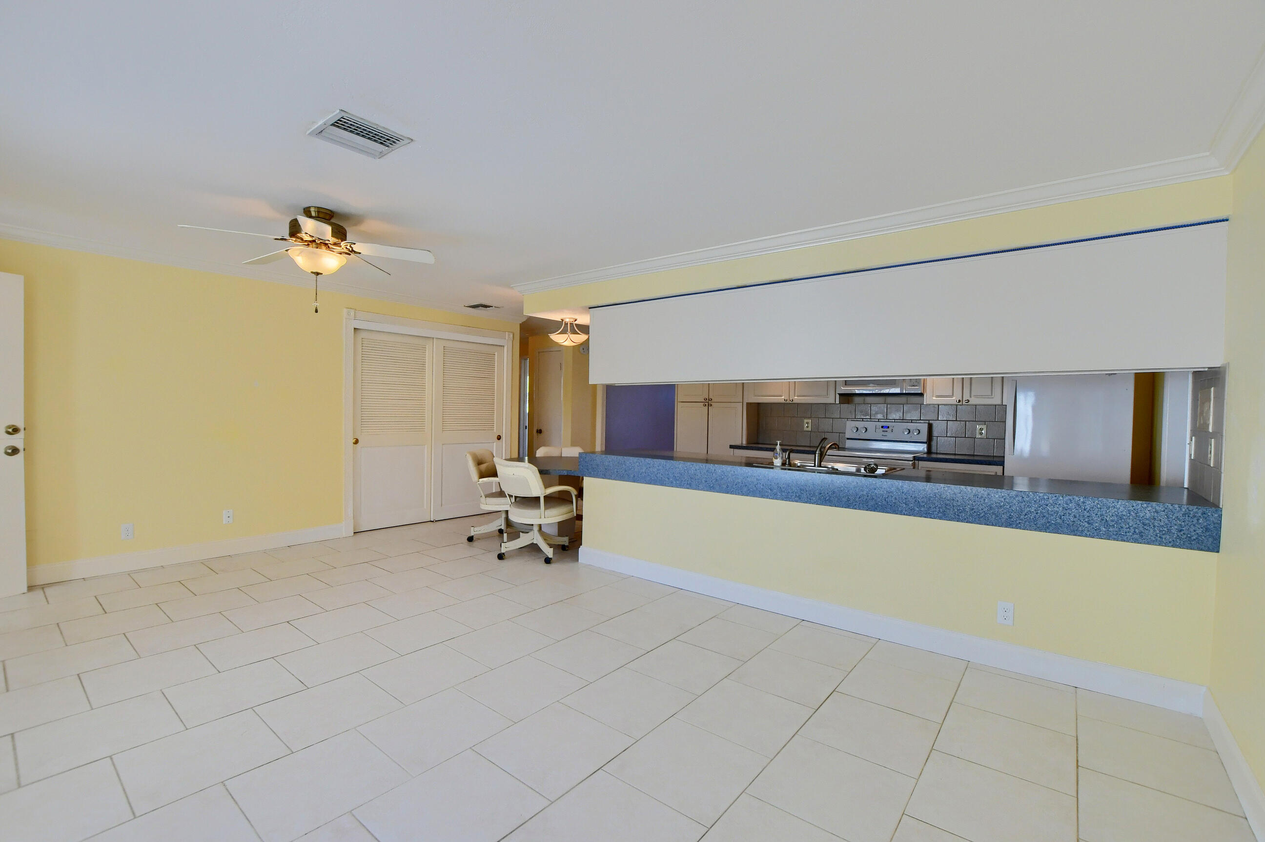194 Akron Road Lake Worth, FL 33467 - Photo 13 of 40 Family Room