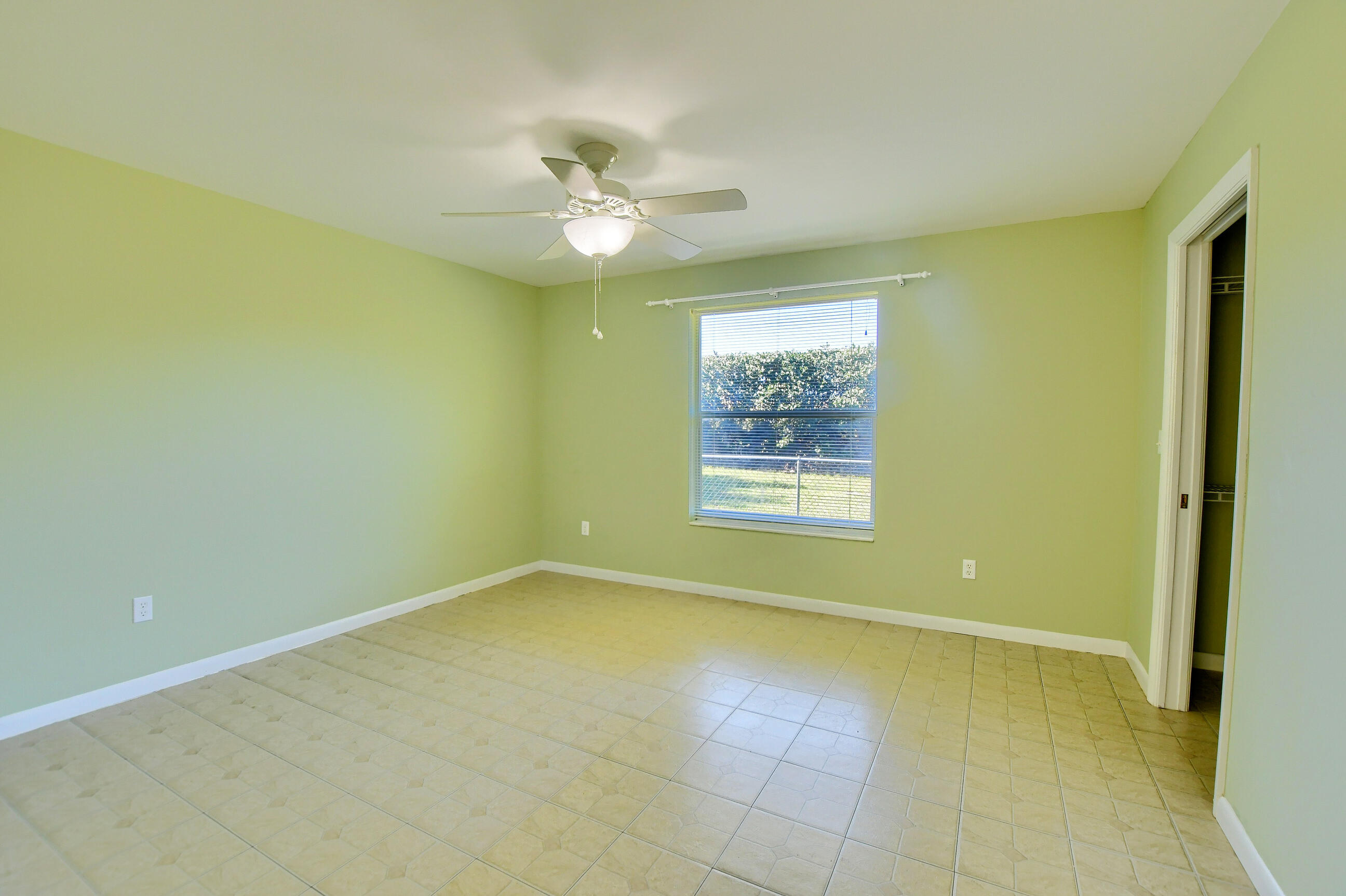 194 Akron Road Lake Worth, FL 33467 - Photo 28 of 40 Bedroom