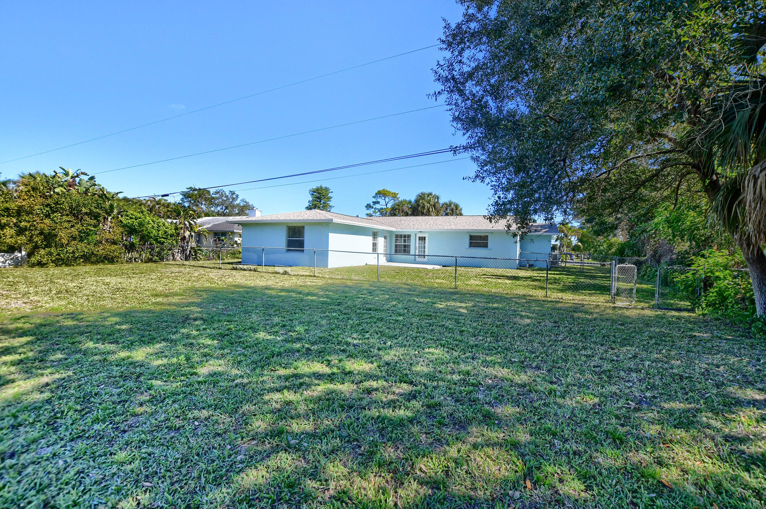 194 Akron Road Lake Worth, FL 33467 - Photo 36 of 40 Backyard
