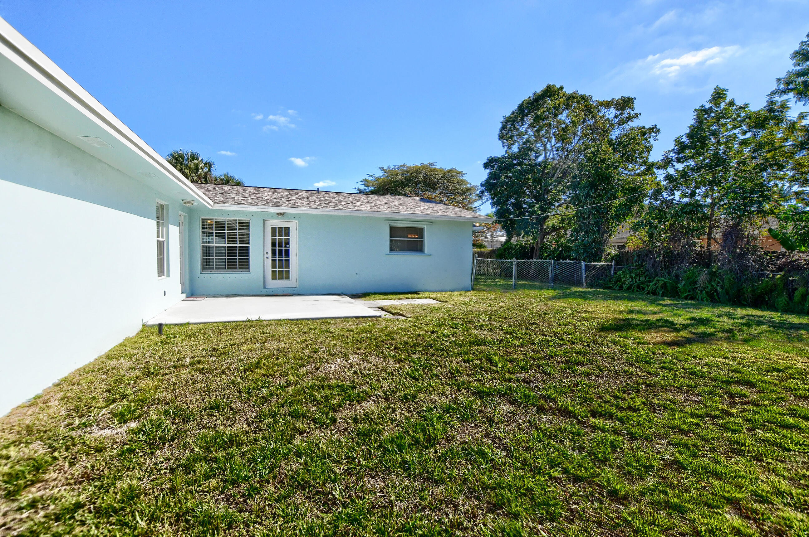 194 Akron Road Lake Worth, FL 33467 - Photo 37 of 40 Roof for Pool!