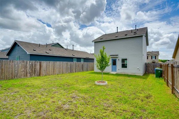 $2,000 | 13520 Knights Branch Drive, Elgin, TX 78621