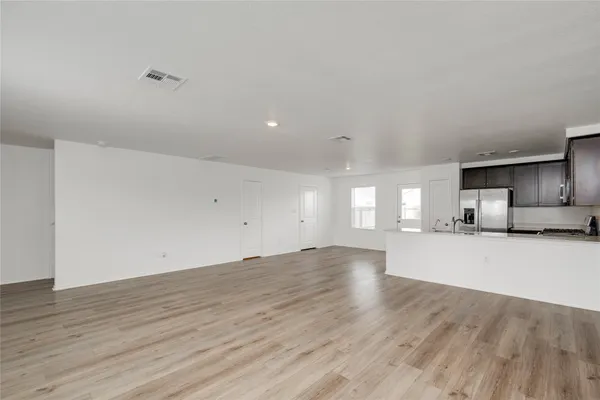 $2,000 | 13520 Knights Branch Drive, Elgin, TX 78621