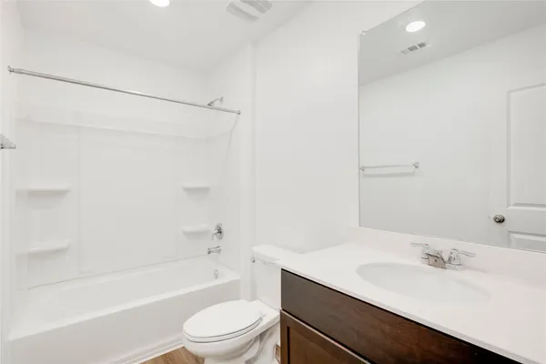 $2,000 | 13520 Knights Branch Drive, Elgin, TX 78621