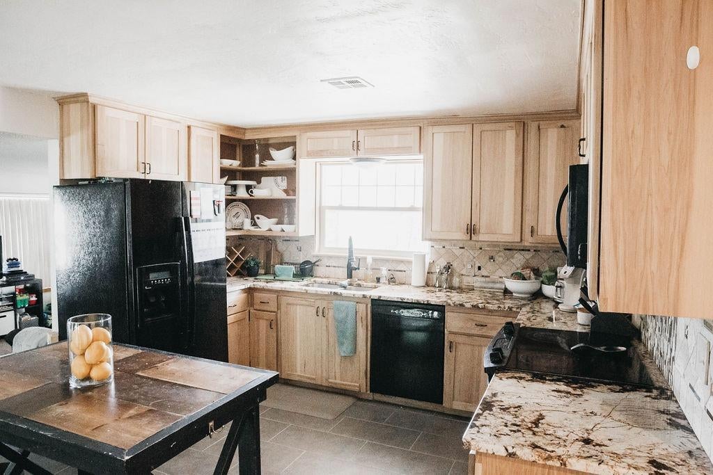 9465 East Antelope Road Eagle Point, OR 97524 - Photo 5 of 34 Additional Photo