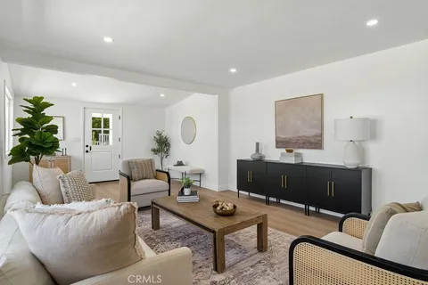 $849,000 | 702 West 34th Street, San Pedro, CA 90731