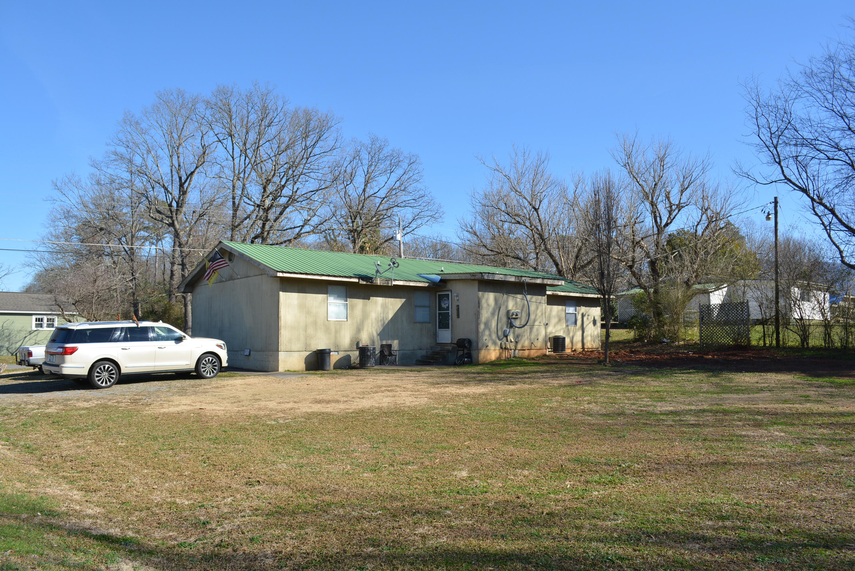218 George Bates Road Benton, TN 37307 - Photo 5 of 19 DSC_0005