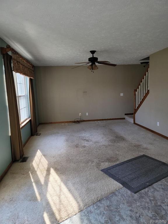 6349 Layton Road Fowlerville, MI 48836 - Photo 5 of 14