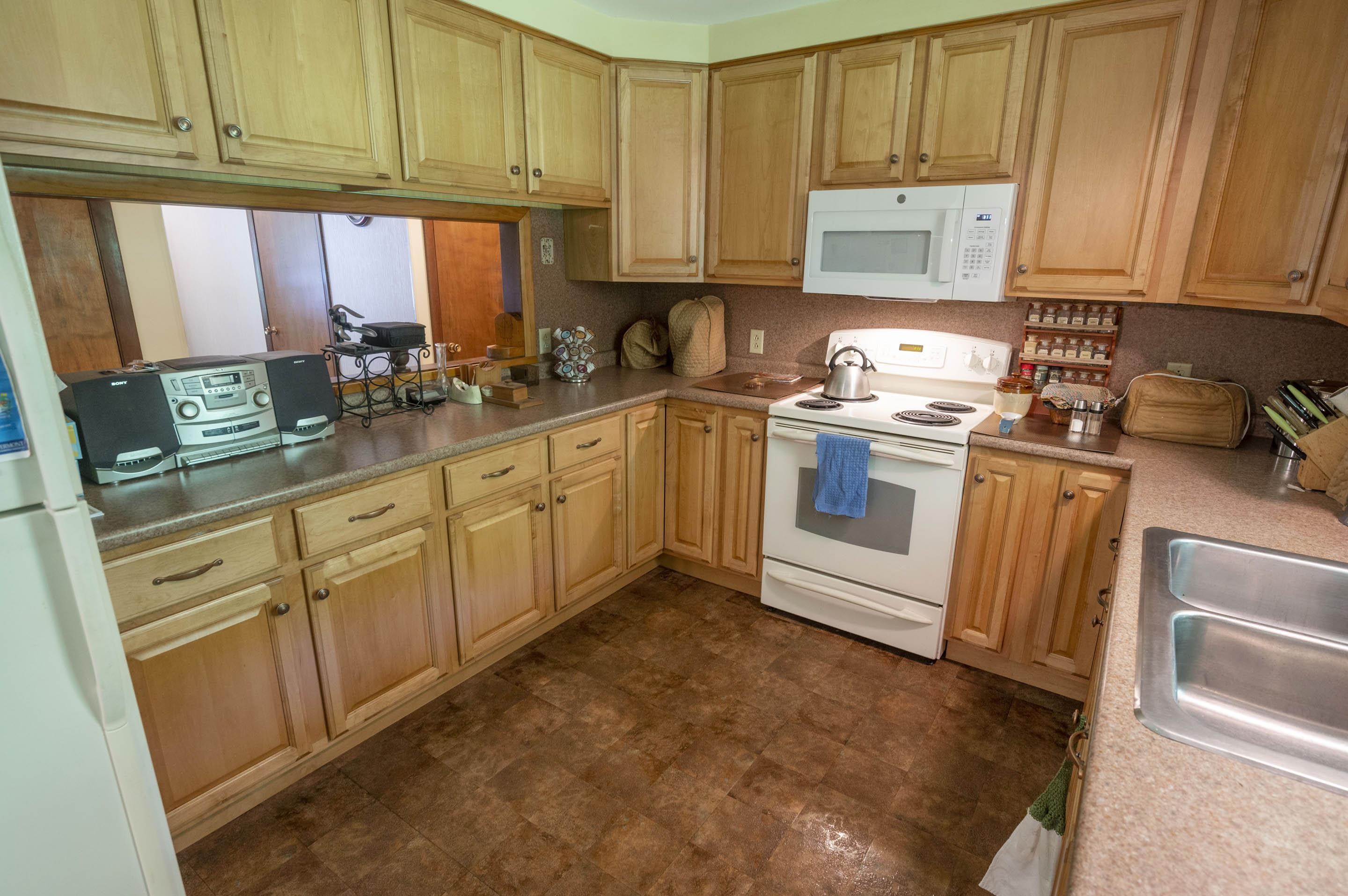 131 Slate Avenue Northfield, VT 05663 - Photo 8 of 38