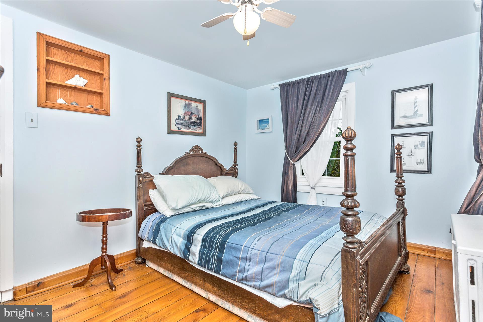 4338 Bark Hill Road Union Bridge, MD 21791 - Photo 13 of 29 Bedroom