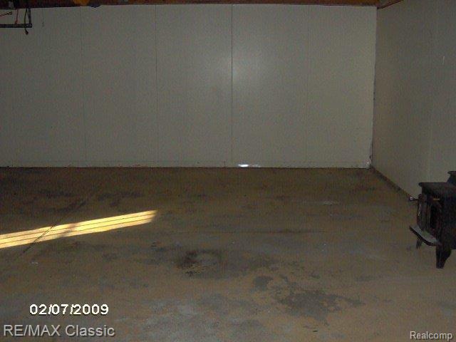16632 Five Pts Street Redford, MI 48240 - Photo 6 of 8 BEDROOM 1