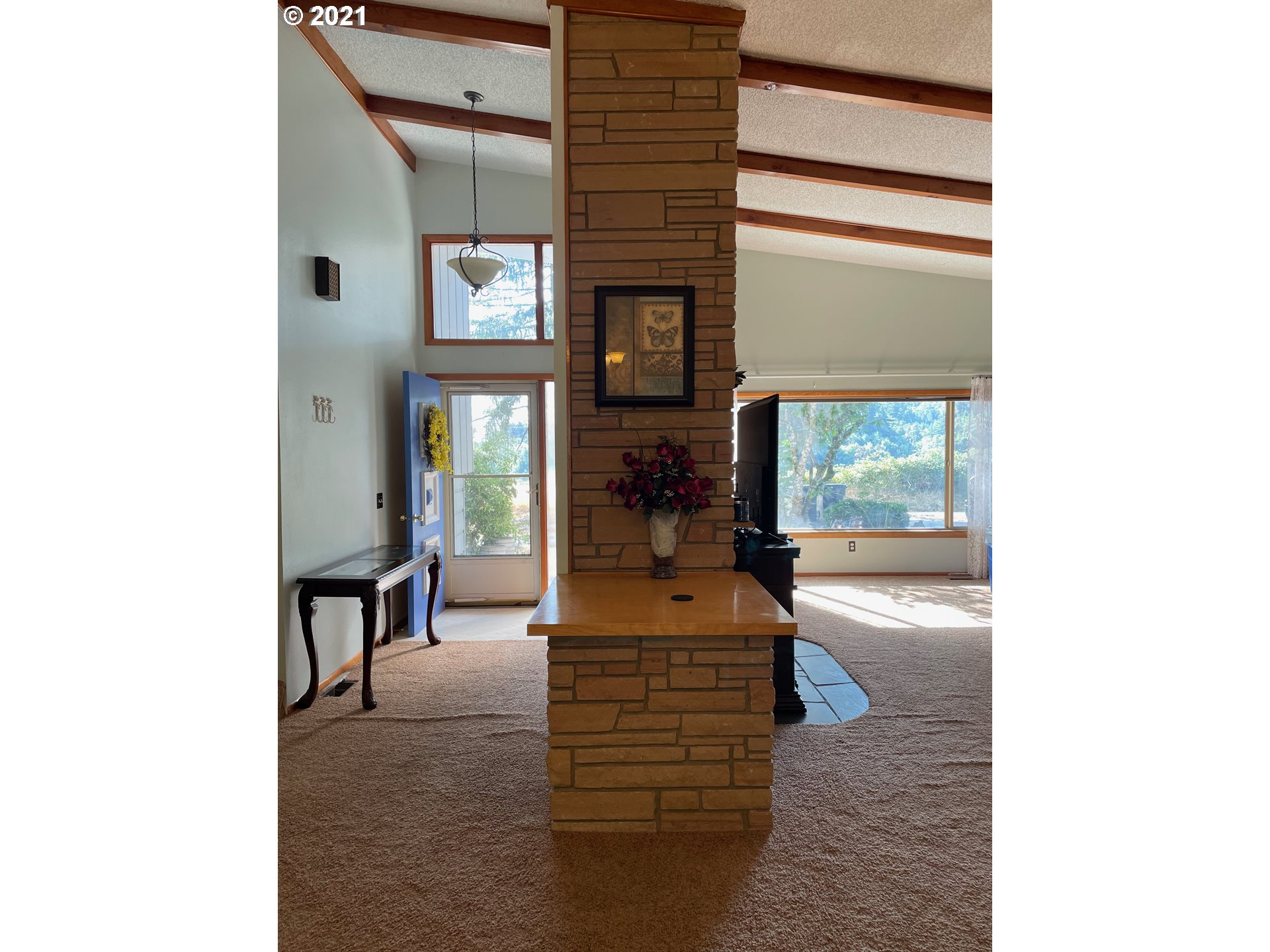1555 Perrydale Road Dallas, OR 97338 - Photo 4 of 14
