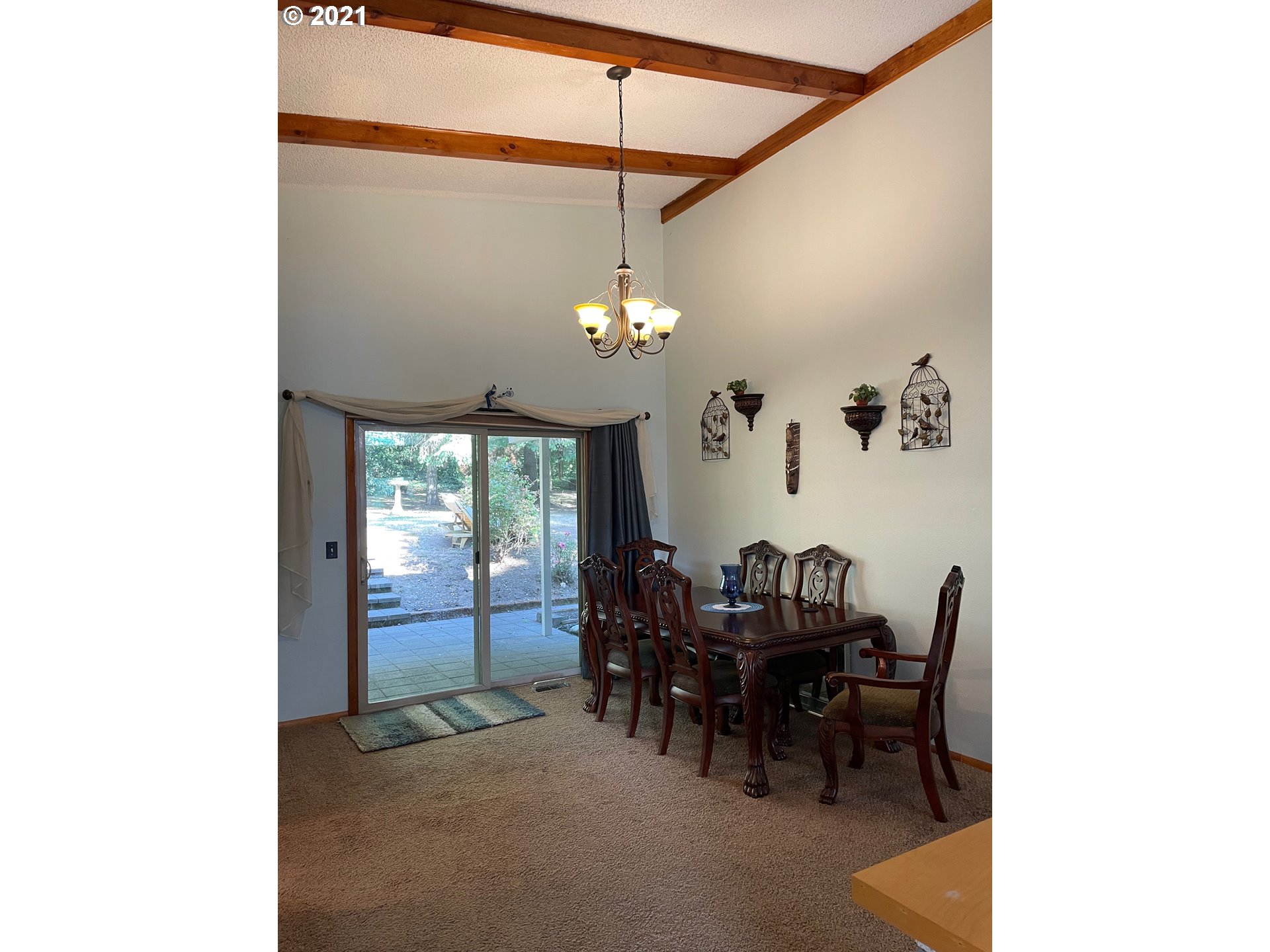 1555 Perrydale Road Dallas, OR 97338 - Photo 6 of 14