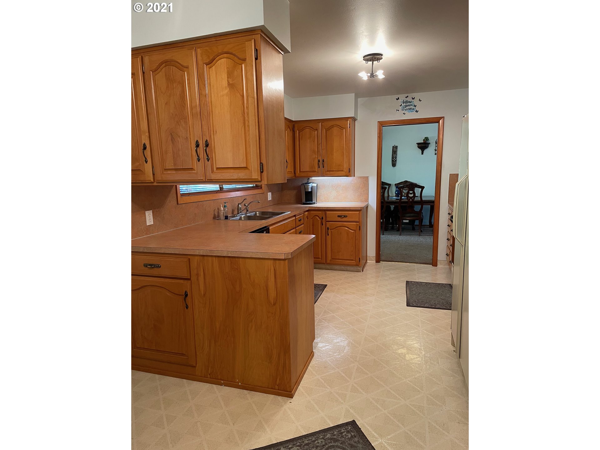 1555 Perrydale Road Dallas, OR 97338 - Photo 8 of 14