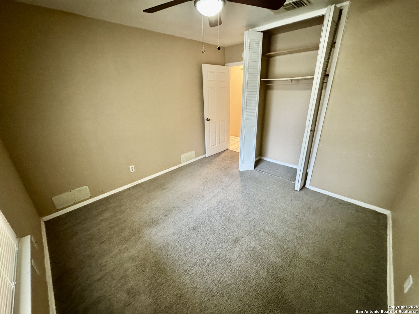 146 Stapleton Street San Antonio, TX 78227 - Photo 13 of 28 a view of an empty room